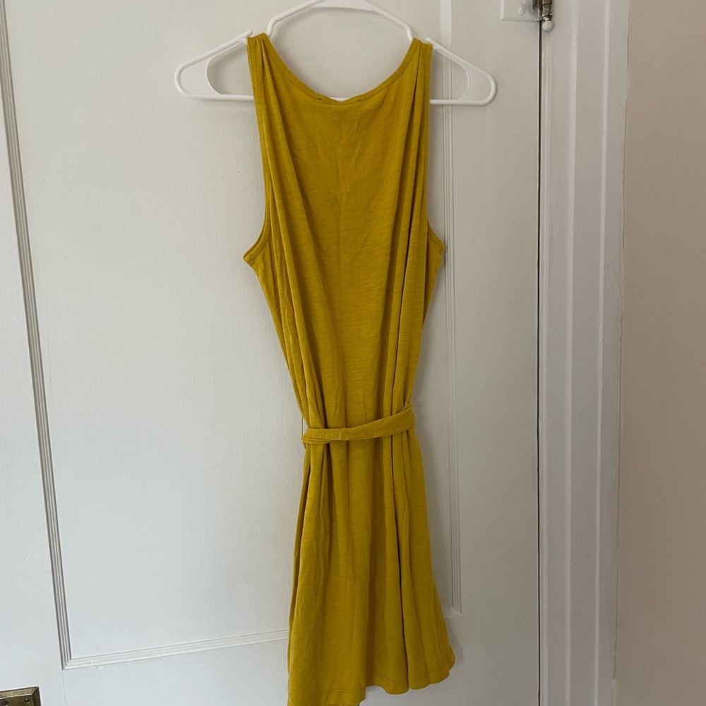 Yellow Dress - Picture 4 of 8
